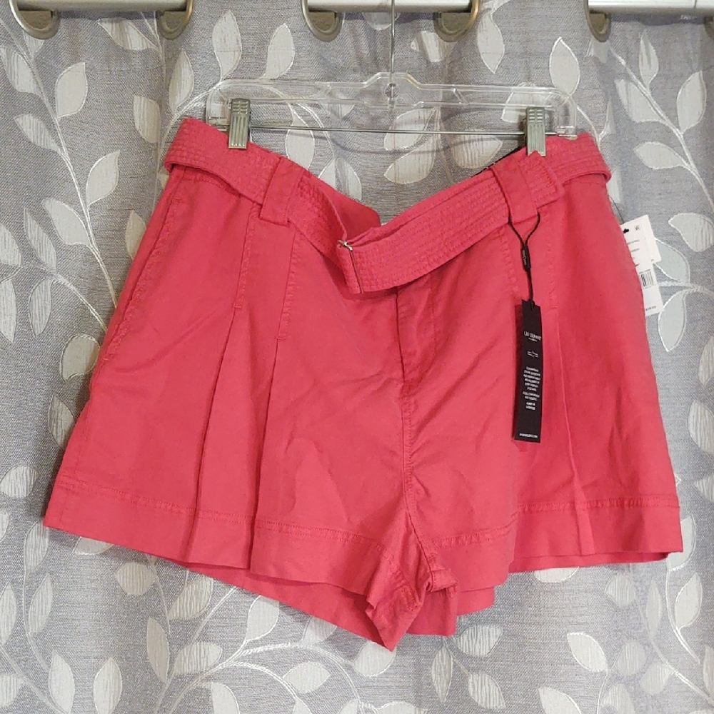 Liverpool High Waist Pleated Red Shorts size 14/32